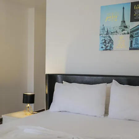Sunrays 3* Sarandë