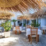 Sunrays Hotel 3*