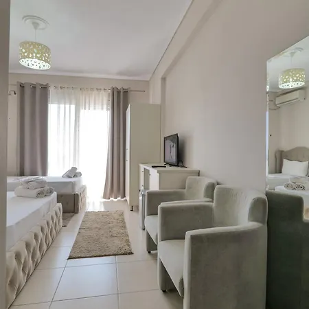 Sunrays 3* Sarandë