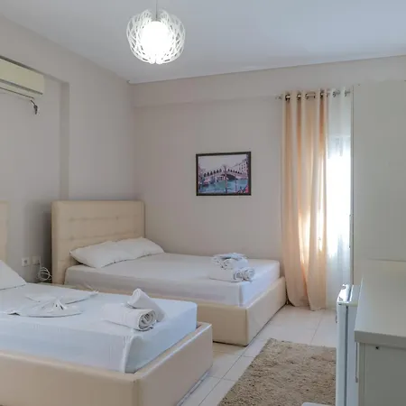 Sunrays Hotel 3*