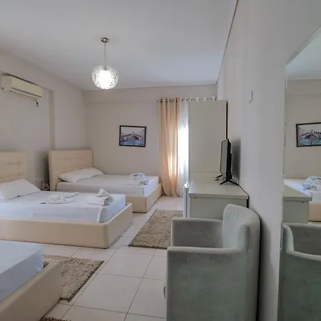Sunrays 3* Sarandë