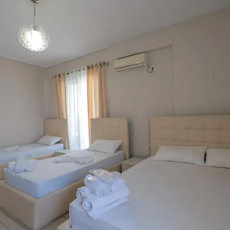 Sunrays Hotel