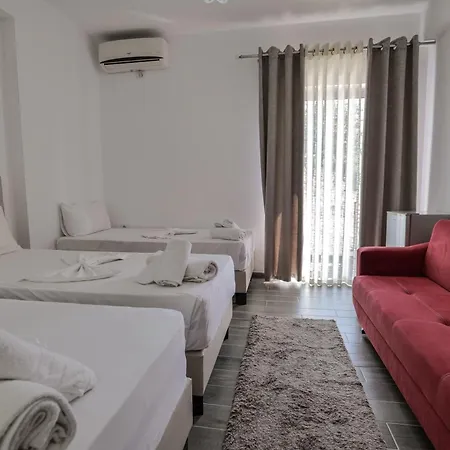 Sunrays Hotel Sarandë
