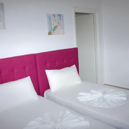 Hotel Sunrays Sarandë