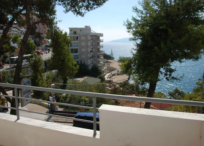 Sunrays 酒店 Sarandë